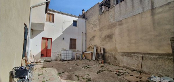 appartamento in vendita a Samatzai