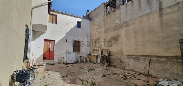 appartamento in vendita a Samatzai