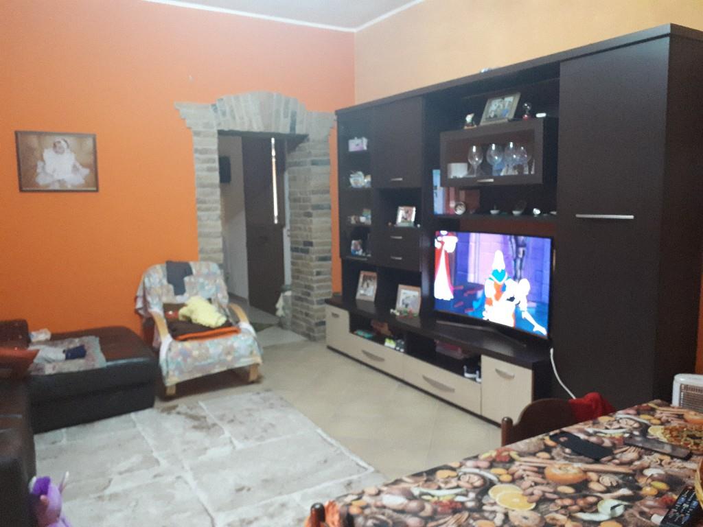 appartamento in vendita a San Giovanni Suergiu in zona Palmas