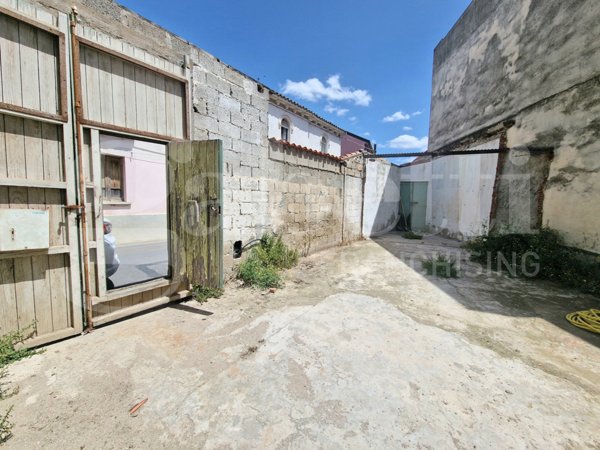 negozio in vendita a San Sperate