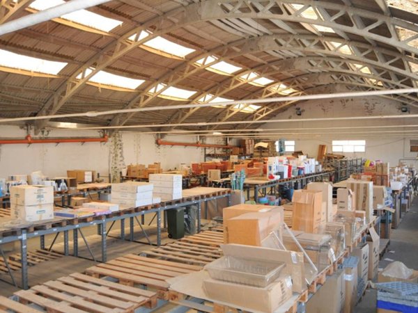 locale commerciale in vendita a San Sperate