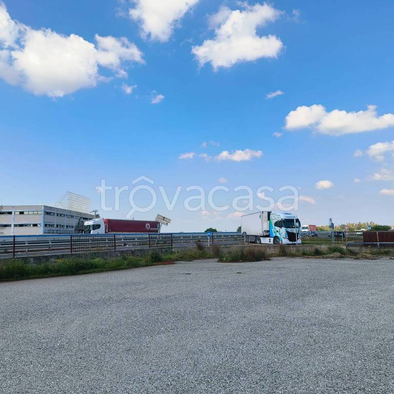 locale commerciale in vendita a San Sperate