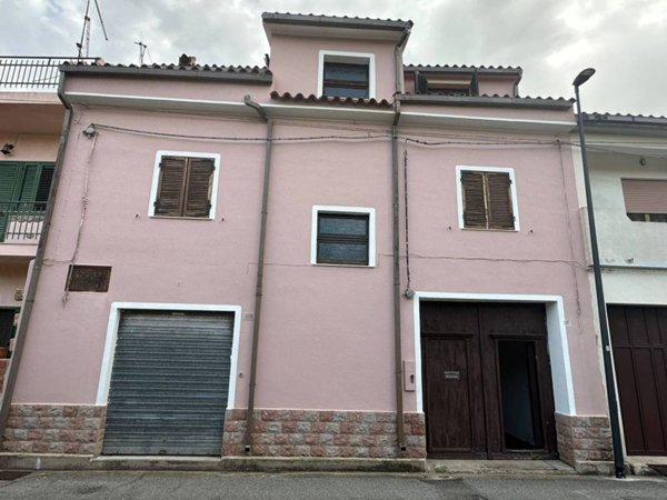 casa indipendente in vendita a San Vito