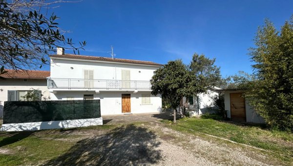 casa indipendente in vendita a San Vito