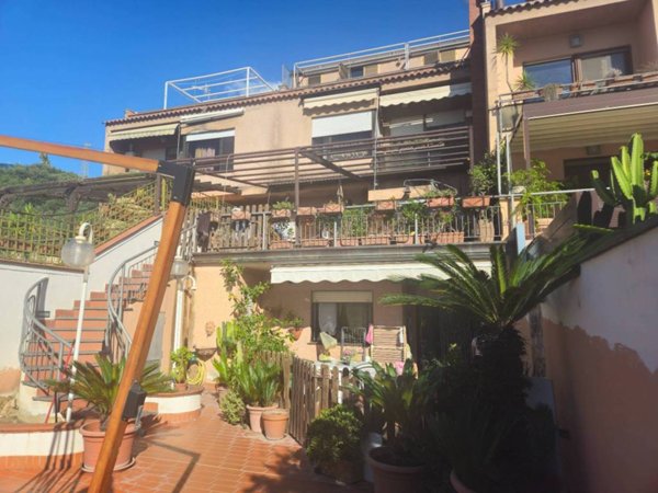 casa indipendente in vendita a San Vito