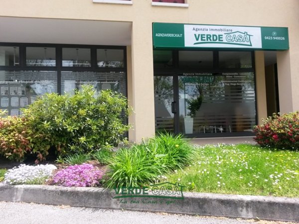 negozio in vendita a San Vito