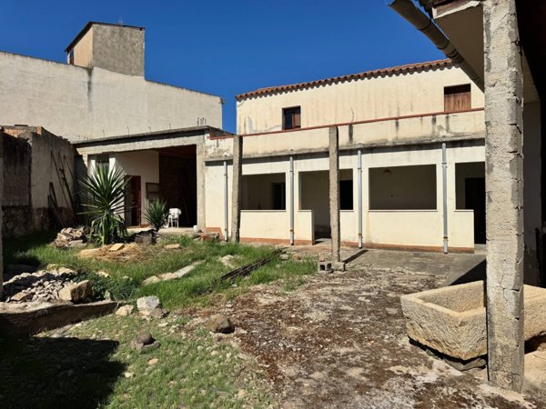 casa indipendente in vendita a San Vito