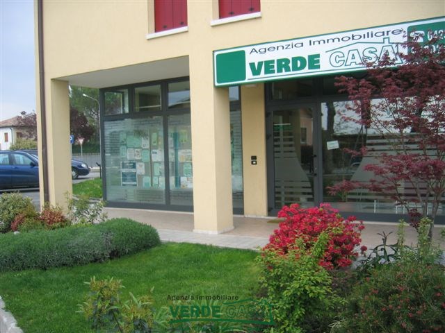 negozio in vendita a San Vito