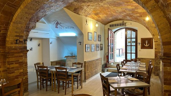 negozio in vendita a San Vito