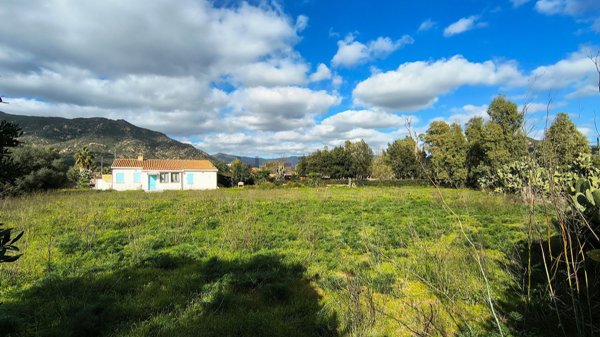 terreno edificabile in vendita a San Vito