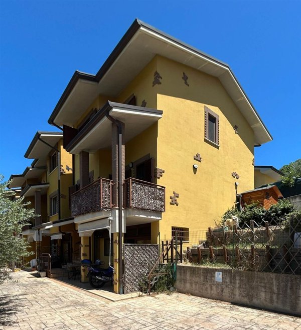 casa indipendente in vendita a San Vito