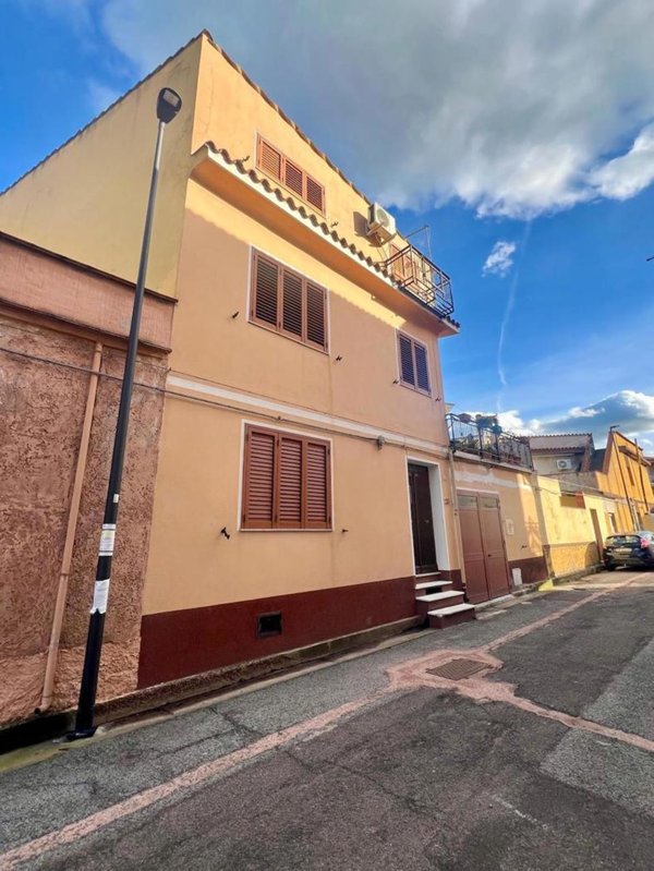casa indipendente in vendita a San Vito