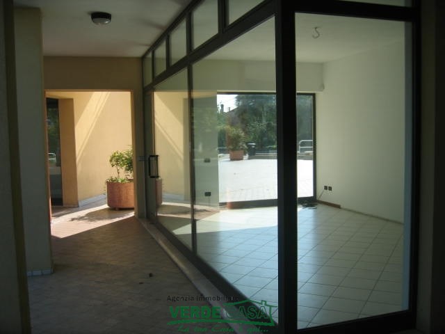 negozio in vendita a San Vito