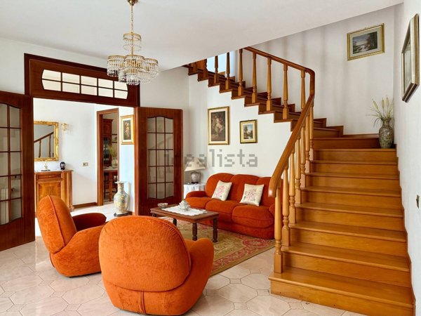 casa indipendente in vendita a San Vito