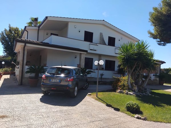 casa indipendente in vendita a San Vito