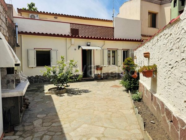 casa indipendente in vendita a San Vito