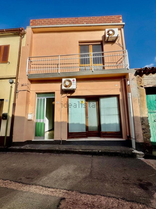 casa indipendente in vendita a San Vito
