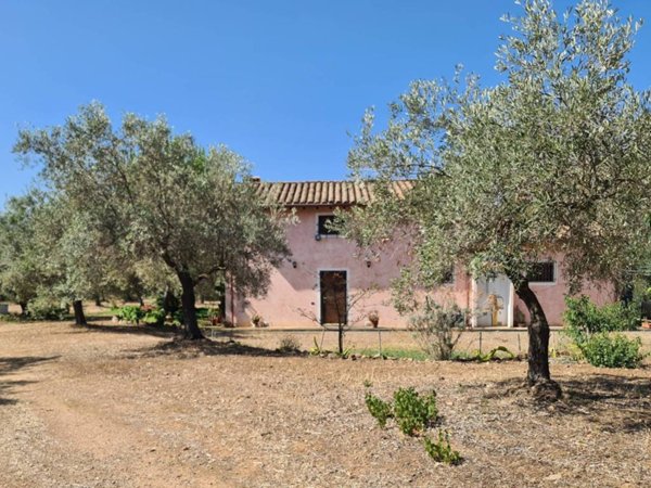 casa indipendente in vendita a San Vito