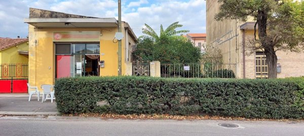 casa indipendente in vendita a Sanluri
