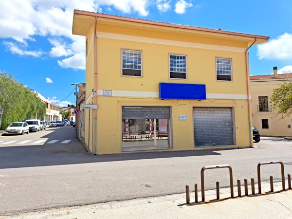 locale commerciale in vendita a Sanluri