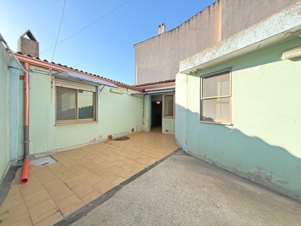 casa indipendente in vendita a Sanluri