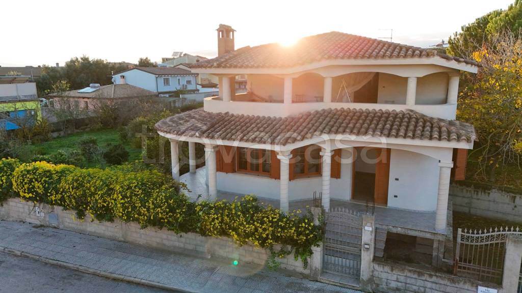 casa indipendente in vendita a Sanluri