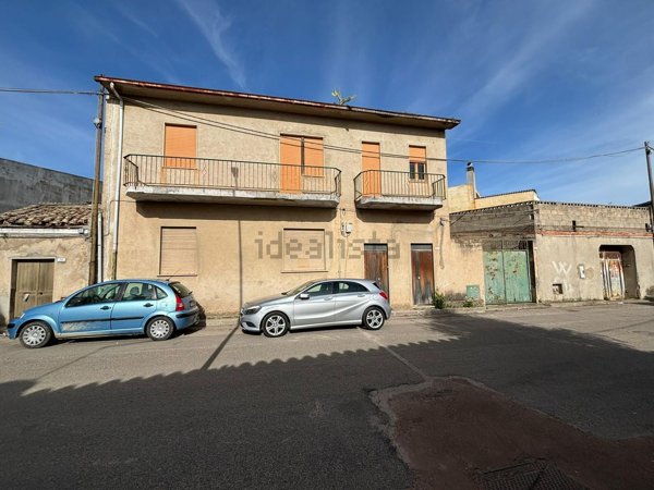 casa indipendente in vendita a Sanluri