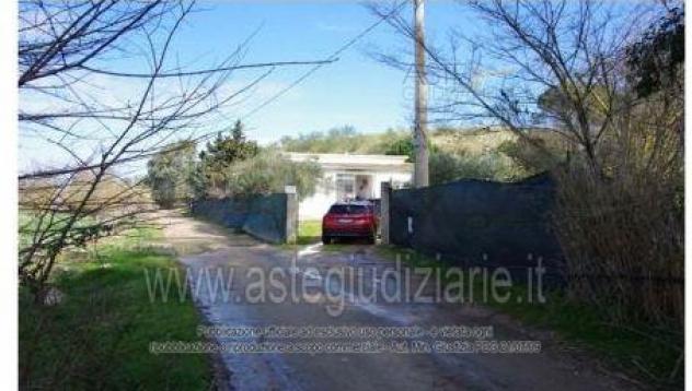 casa indipendente in vendita a Sanluri