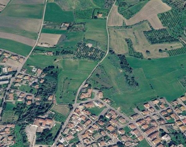 terreno edificabile in vendita a Sanluri in zona Sanluri Stato