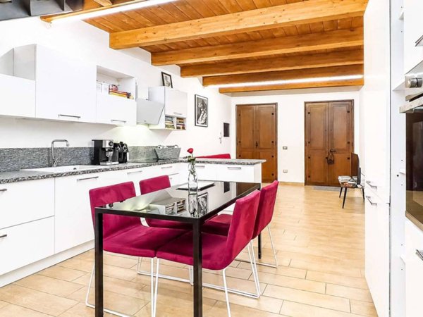 casa indipendente in vendita a Sanluri