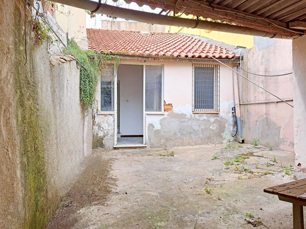casa indipendente in vendita a Sanluri in zona Sanluri Stato
