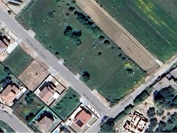 terreno edificabile in vendita a Sanluri in zona Sanluri Stato