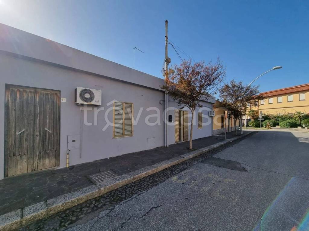 casa indipendente in vendita a Santadi