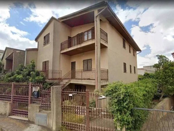 casa indipendente in vendita a Santadi