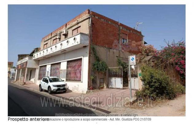 negozio in vendita a Santadi
