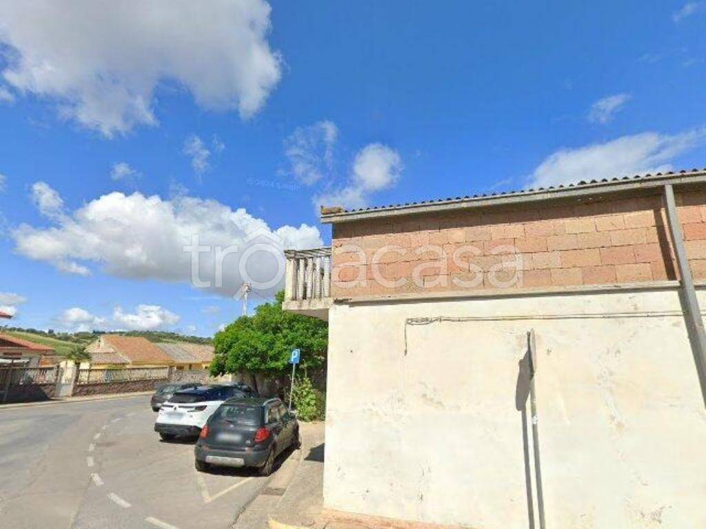 negozio in vendita a Santadi