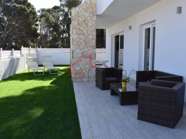 appartamento in vendita a Sant'Anna Arresi in zona Porto Pino