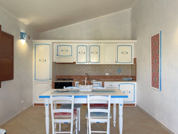 casa semindipendente in vendita a Sant'Anna Arresi in zona Porto Pino