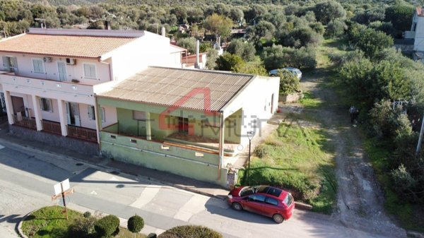 casa indipendente in vendita a Sant'Anna Arresi