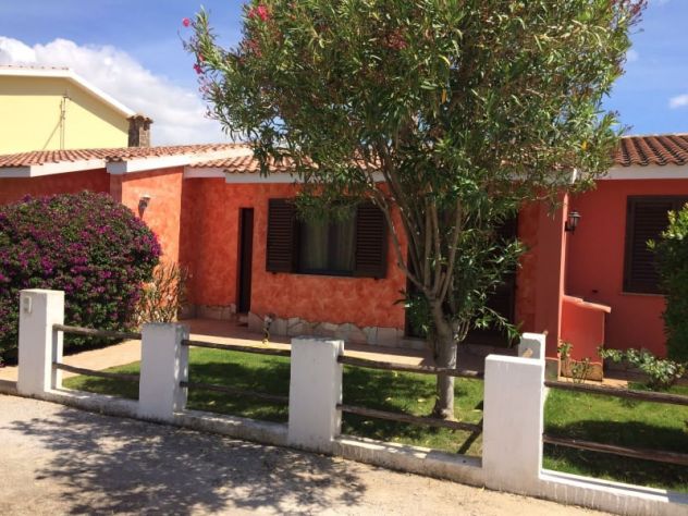 casa indipendente in vendita a Sant'Anna Arresi in zona Porto Pino