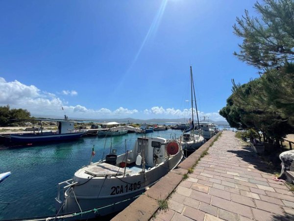 casa indipendente in vendita a Sant'Anna Arresi in zona Porto Pino