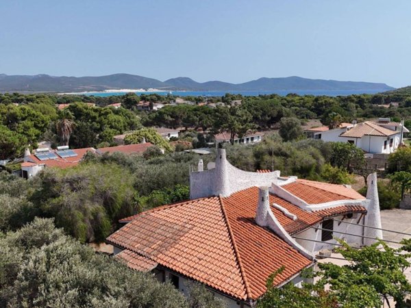 casa indipendente in vendita a Sant'Anna Arresi in zona Porto Pino