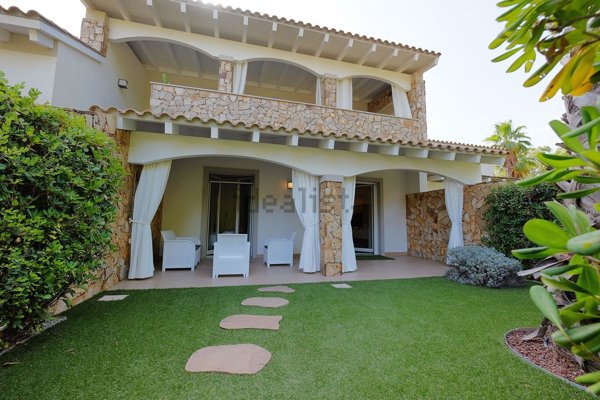 appartamento in vendita a Sant'Anna Arresi in zona Porto Pino