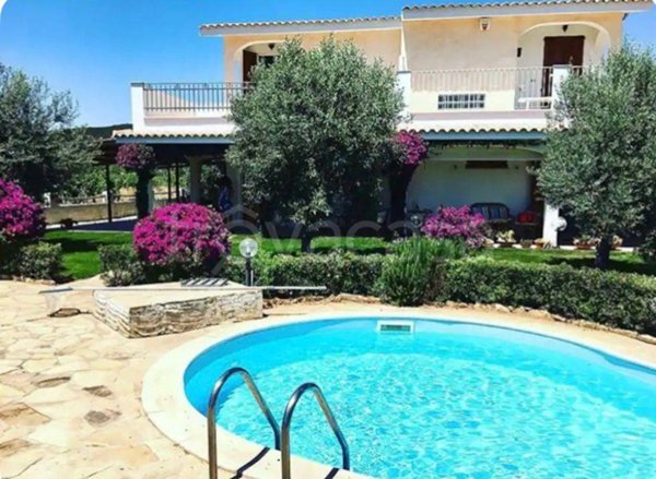 casa indipendente in vendita a Sant'Anna Arresi in zona Porto Pino