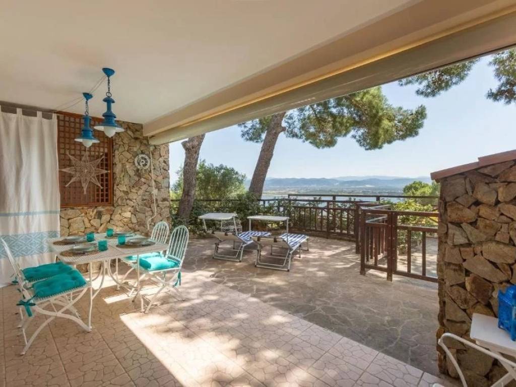 appartamento in vendita a Sant'Anna Arresi in zona Porto Pino