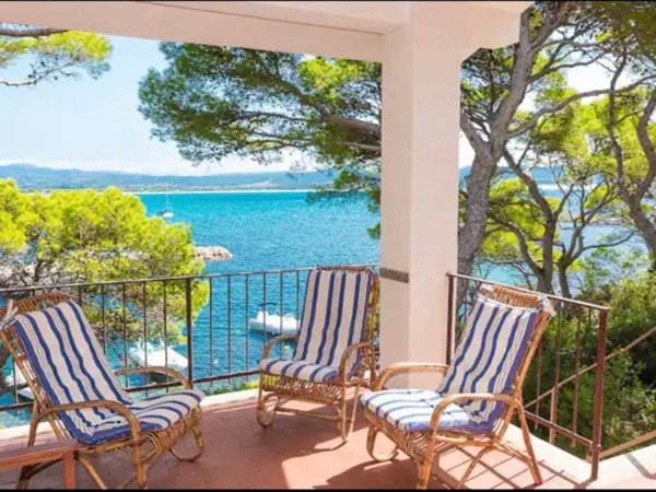 casa indipendente in vendita a Sant'Anna Arresi in zona Porto Pino