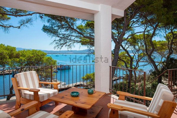 casa indipendente in vendita a Sant'Anna Arresi in zona Porto Pino