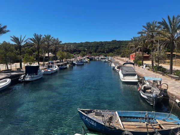 casa indipendente in vendita a Sant'Anna Arresi in zona Porto Pino