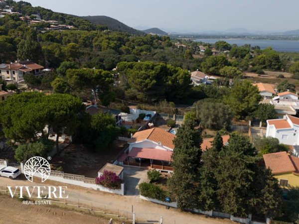 casa indipendente in vendita a Sant'Anna Arresi in zona Porto Pino