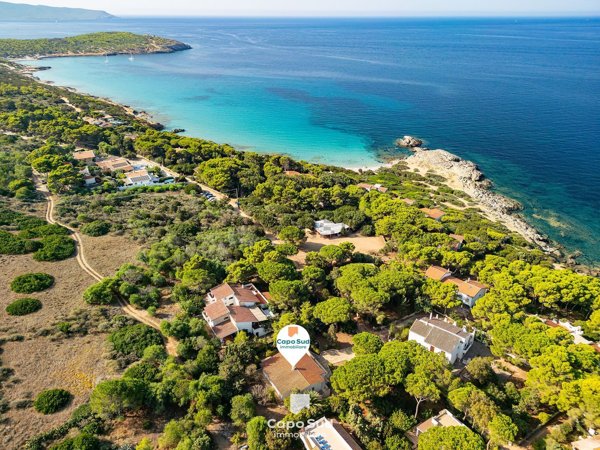 casa indipendente in vendita a Sant'Anna Arresi in zona Porto Pino